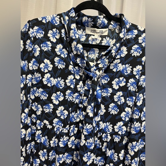 DIANE VON FURSTENBERG Romi tiered floral-print crepe mini dress NWT | size 6 - Picture 2 of 11
